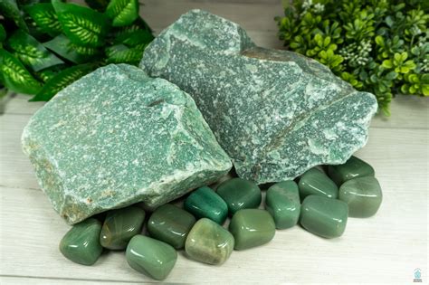 is green aventurine a crystal